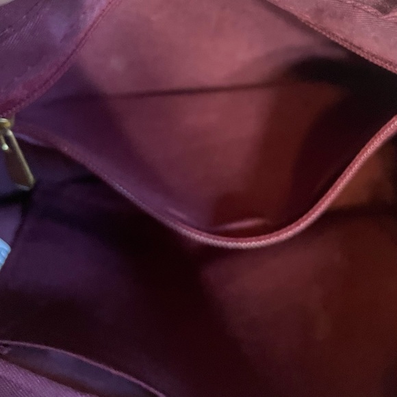 Elegant Cream Quilted Shoulder Bag - Picture 10 of 12